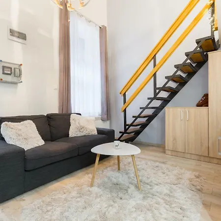 The Dob 24 Apartment *